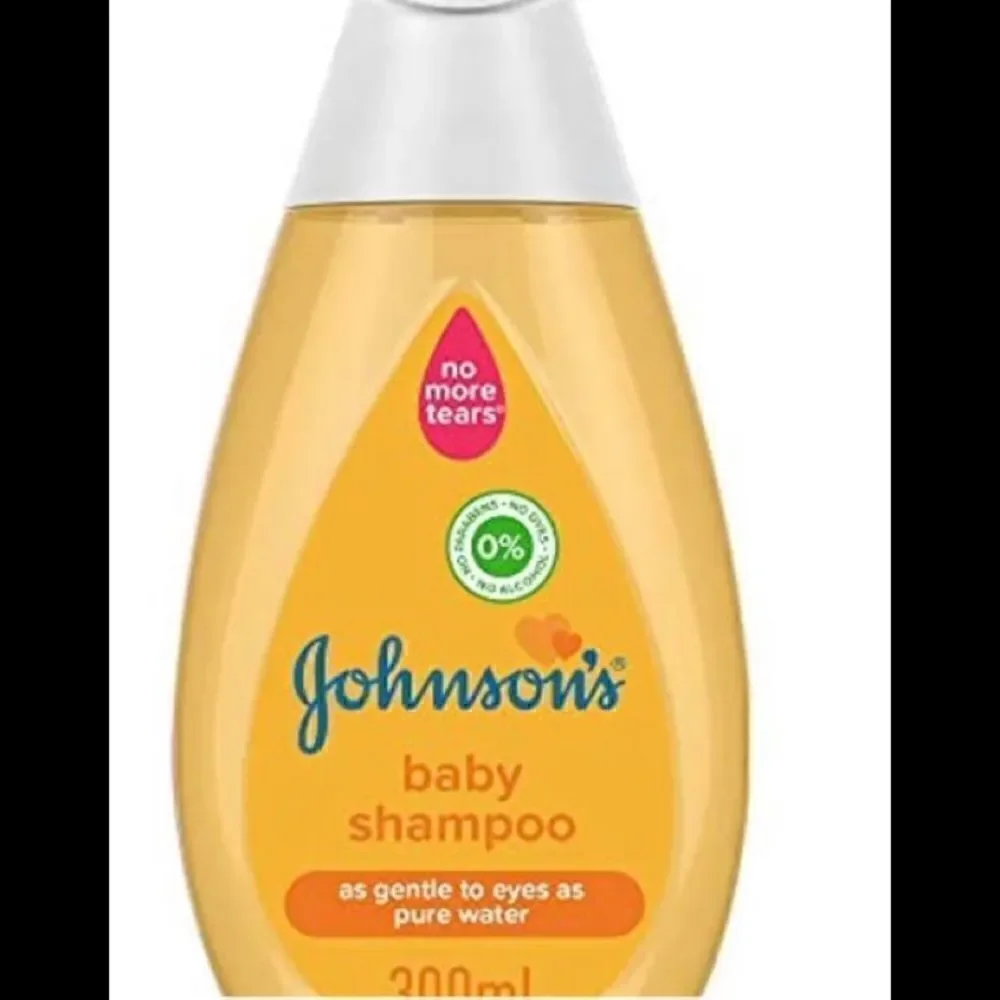 🛍2X Johnson’s Baby Shampoo No Colorants No sulphates (300ml)